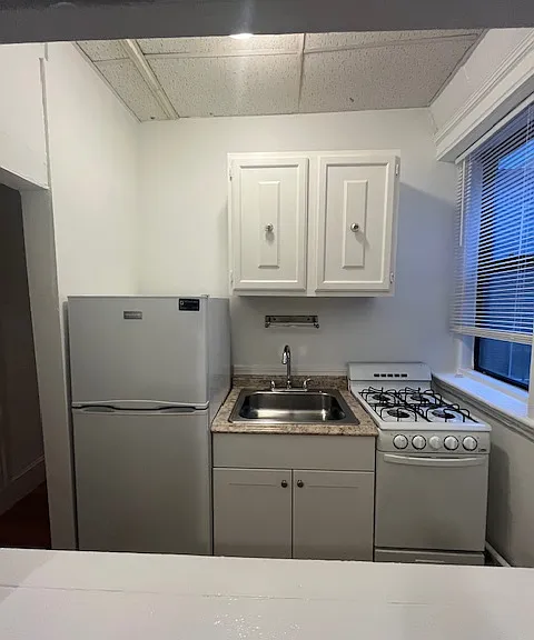 24 Phillips St #5 — Photo 5