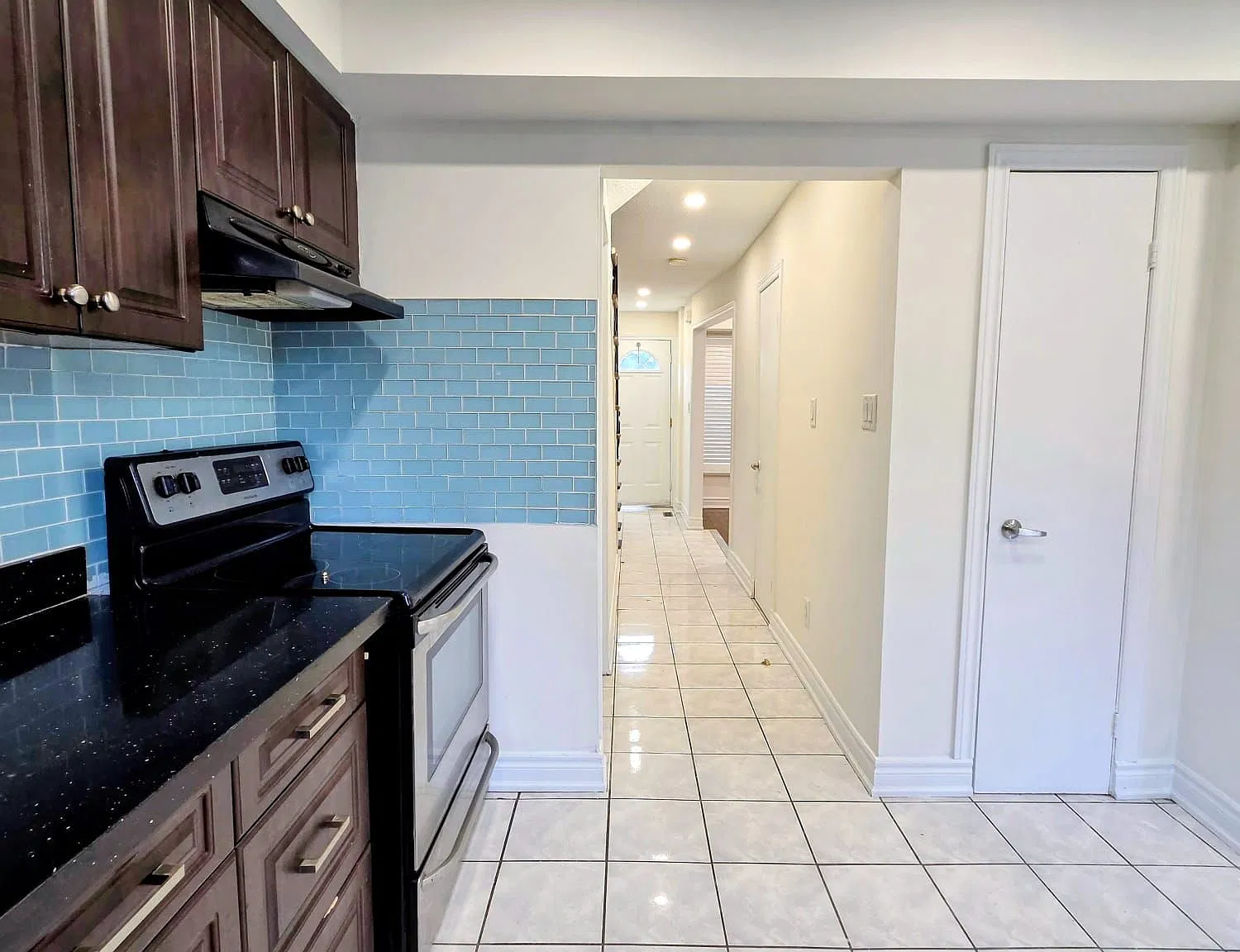 3 bed, $2,700 — Photo 4