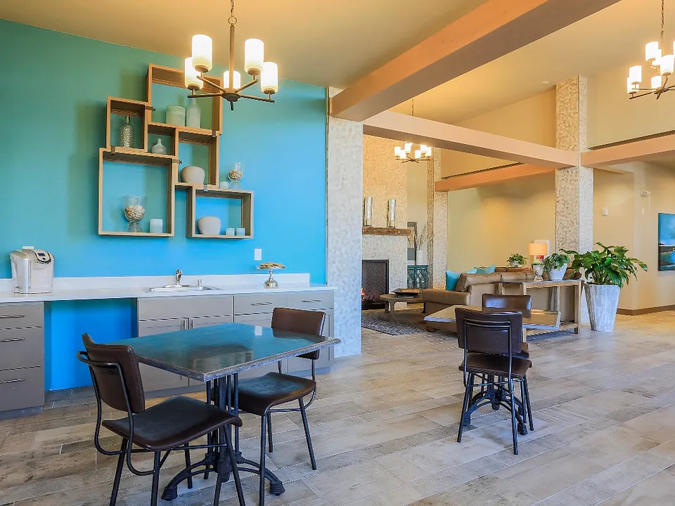 Axis Apartments