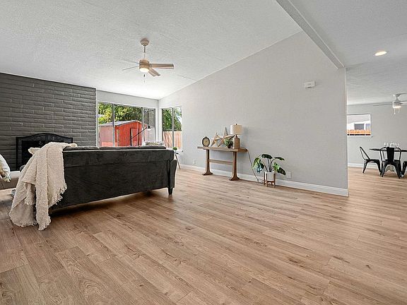 3rd image of 6703 Kermit Ln