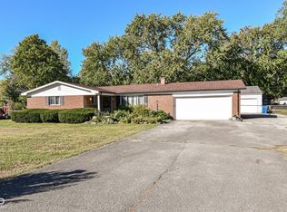 4910 Oaknoll Dr, Indianapolis, IN