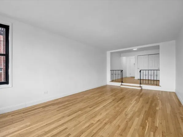 425 East 26th Street 6J image 3 of 16