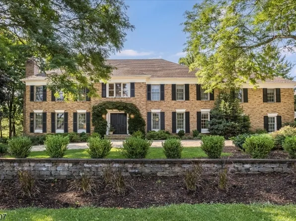 24 Coventry Rd, Mendham Boro, NJ 07945