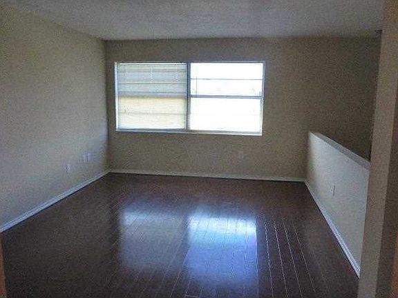 4th image of 399 NW 72nd Ave APT 312