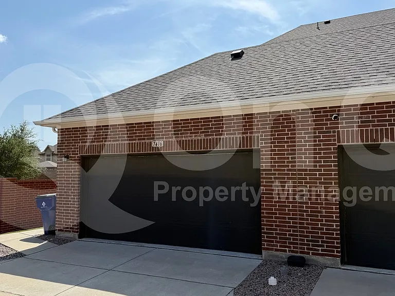 7416 Atlas Dr — Photo 23