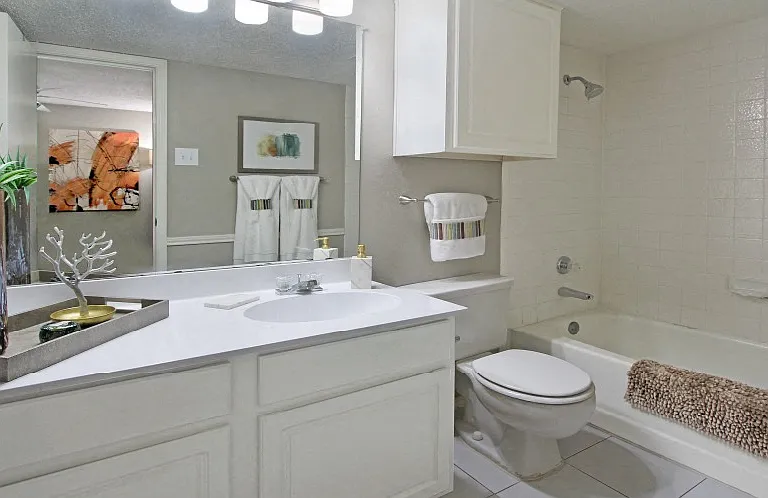 Preston Village Apartments — Photo 15