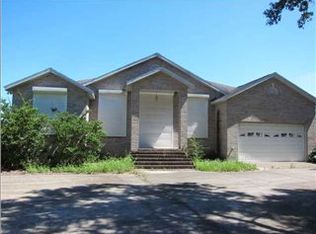 321 Smith Rd, Apalachicola, FL 32320