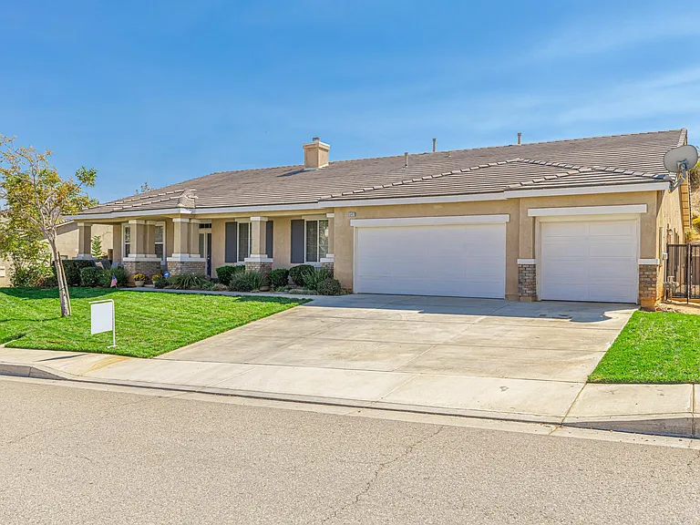 5549 Las Brisas Ter — Photo 23