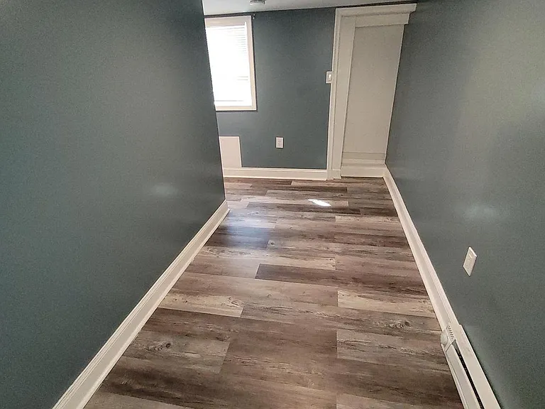501 Archer St — Photo 13