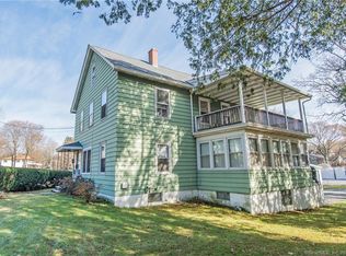 12 Daggett St, Moosup, CT 06354
