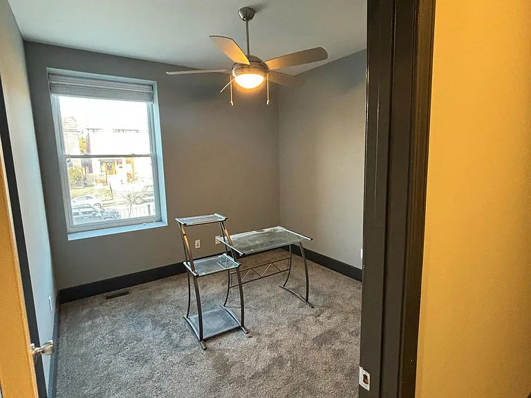 Sherman Lofts — Photo 21