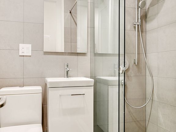 3rd image of 181 Prospect Park W APT 6