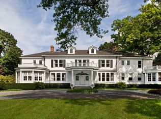 233 Pine Rd, Briarcliff Manor, NY 10510