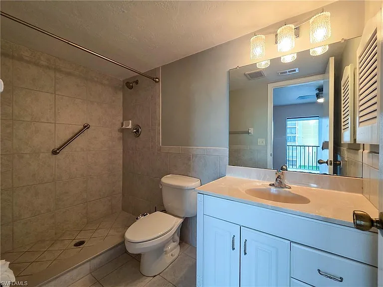 4371 Bay Beach Ln #313 — Photo 13