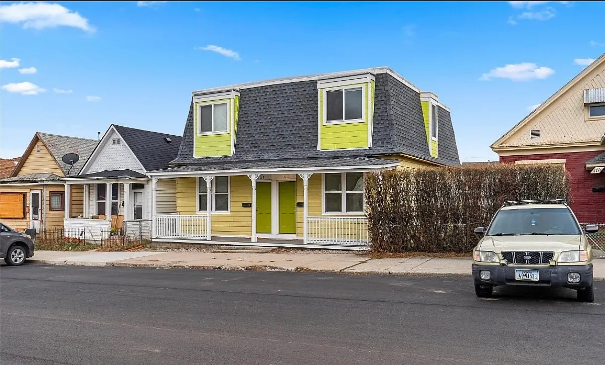 3 bed, $1,400 — Photo 1