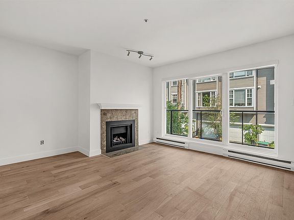 3rd image of 833 W 16th Ave #204