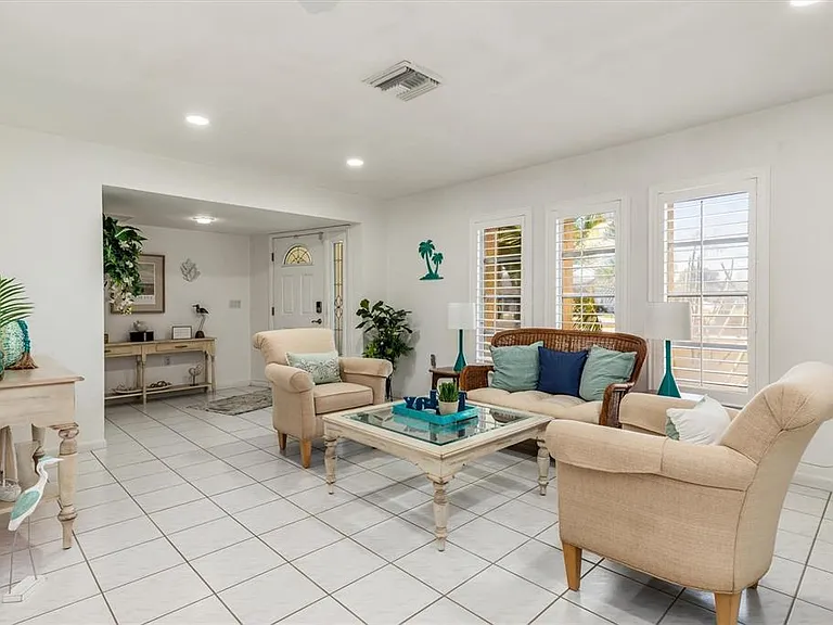 2220 Broad Ranch Dr — Photo 44