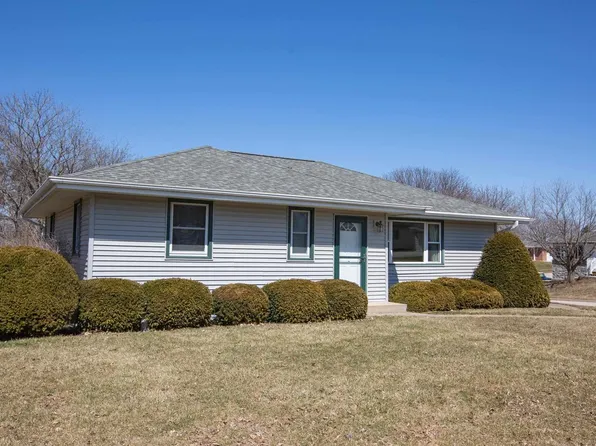 425 East Benton St, Cuba City, WI 53807