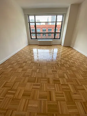 Rented by Solow Realty | media 11