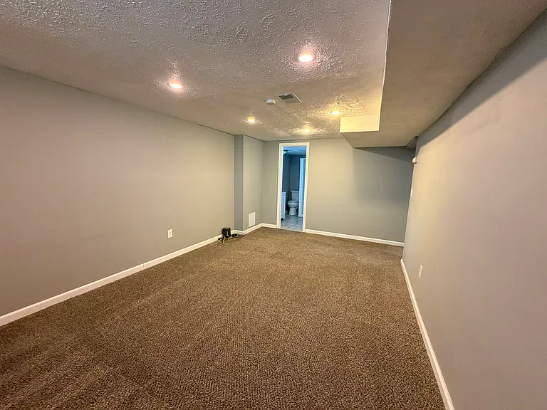513 Bonnie Ave — Photo 33