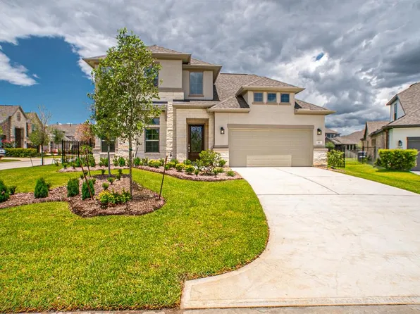 10 Frosted Lilac Ct, Tomball, TX 77375