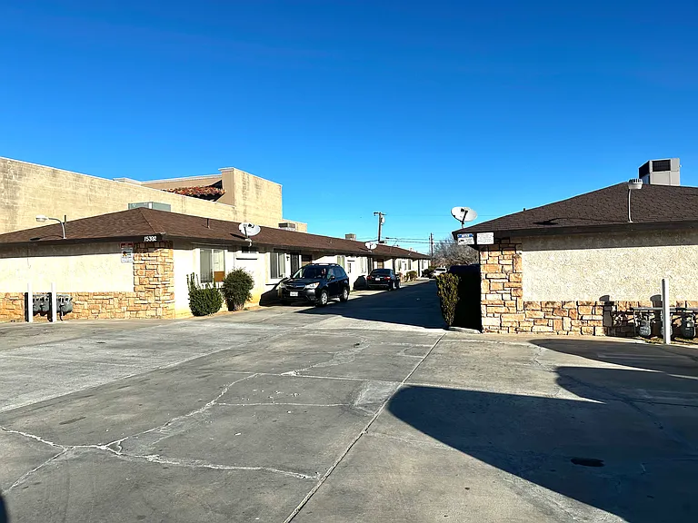 15392-15398 Bear Valley Rd — Photo 1