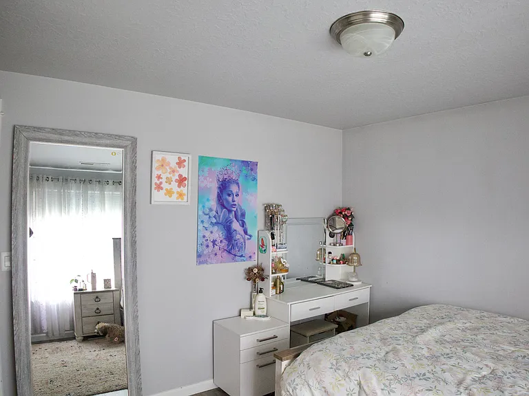 1283 Hazelnut Ct — Photo 14