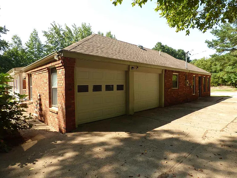 7188 Pleasant Ridge Rd — Photo 27