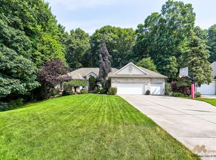 15449 Trail Ct, Spring Lake, MI 49456