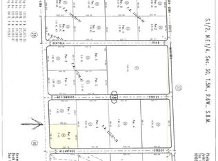 1 Luna Rd, Phelan, CA 92371