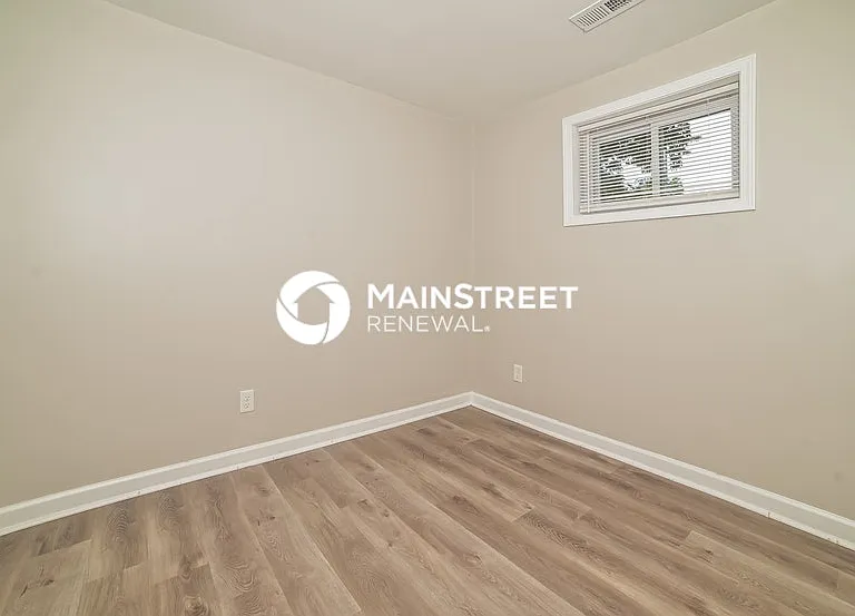5115 Landbrook Dr — Photo 9