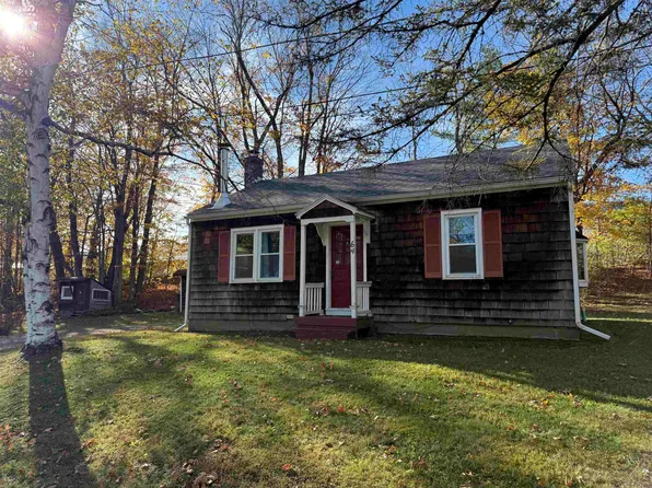 64 Bond Street, Manchester, VT 05255