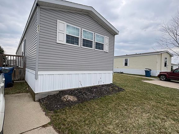 2nd image of 360 E Tuttle Rd #217