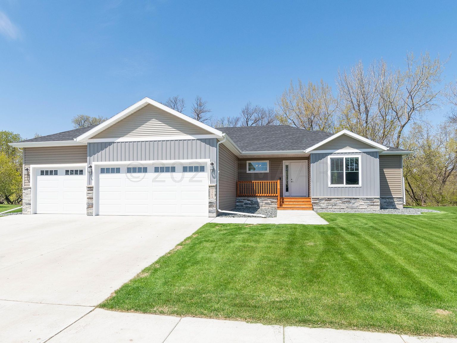 1304 Goldenwood Dr, West Fargo, ND 58078 Zillow