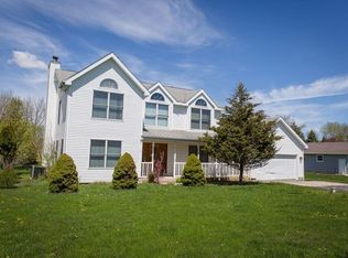 25366 W Ivanhoe Rd, Wauconda, IL 60084