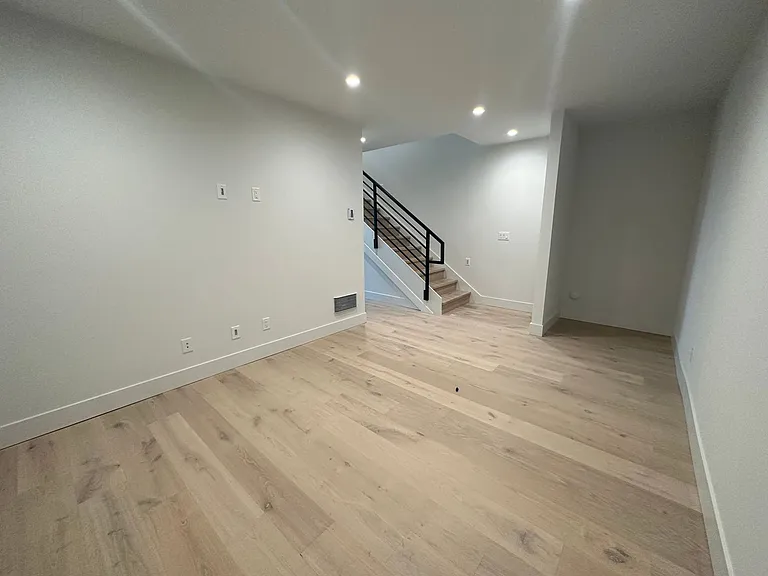 507 Galer St — Photo 39