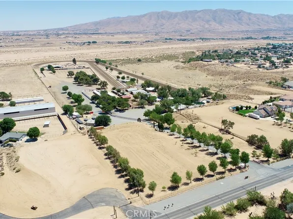 9983 Choiceana Ave, Hesperia, CA 92345