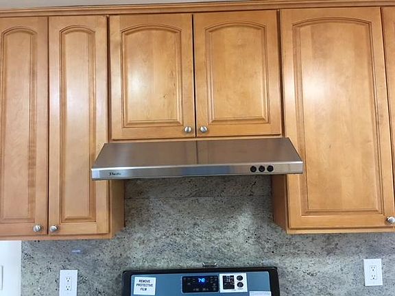 3rd image of 2236 Kenworthy Way