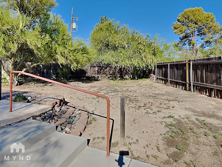 7900 N Leonardo Da Vinci Way — Photo 36