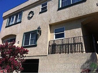 4th image of 13041 Oxnard St APT 1