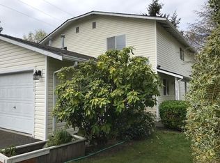 2118 15th St, Anacortes, WA 98221