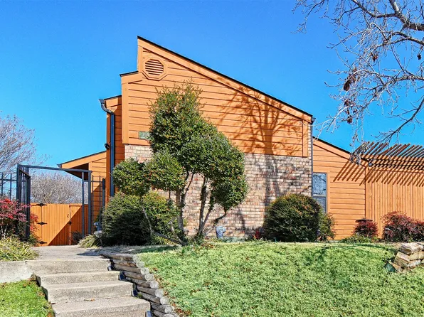 2027 Springwood Pl #A, Carrollton, TX 75006