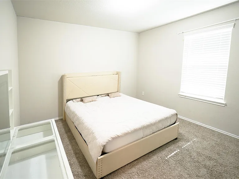 5630 Havenwood Creek Ct — Photo 13