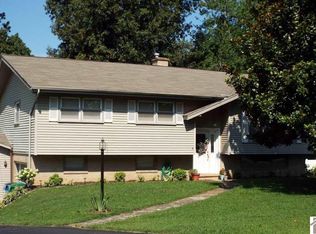 239 Pepper Ln, Paducah, KY 42001