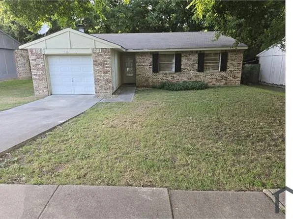 715 Holliday Ln, Duncanville, TX 75116