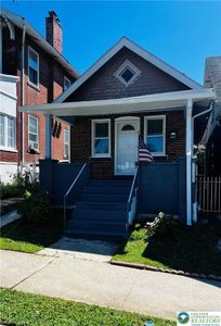 324 E Hamilton St, Allentown, PA, 18109
