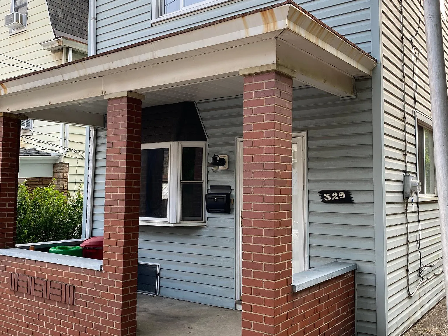 329 Linden Ave — Photo 1