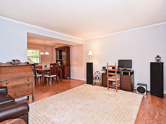 3rd image of 5700 Cedar Crest Ct