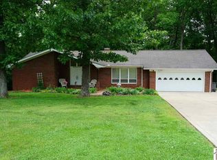 1320 Tina Dr, Paducah, KY 42003