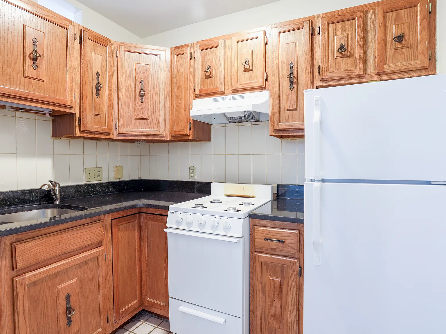 1 bed, 600 sqft, $3,000 — Photo 3